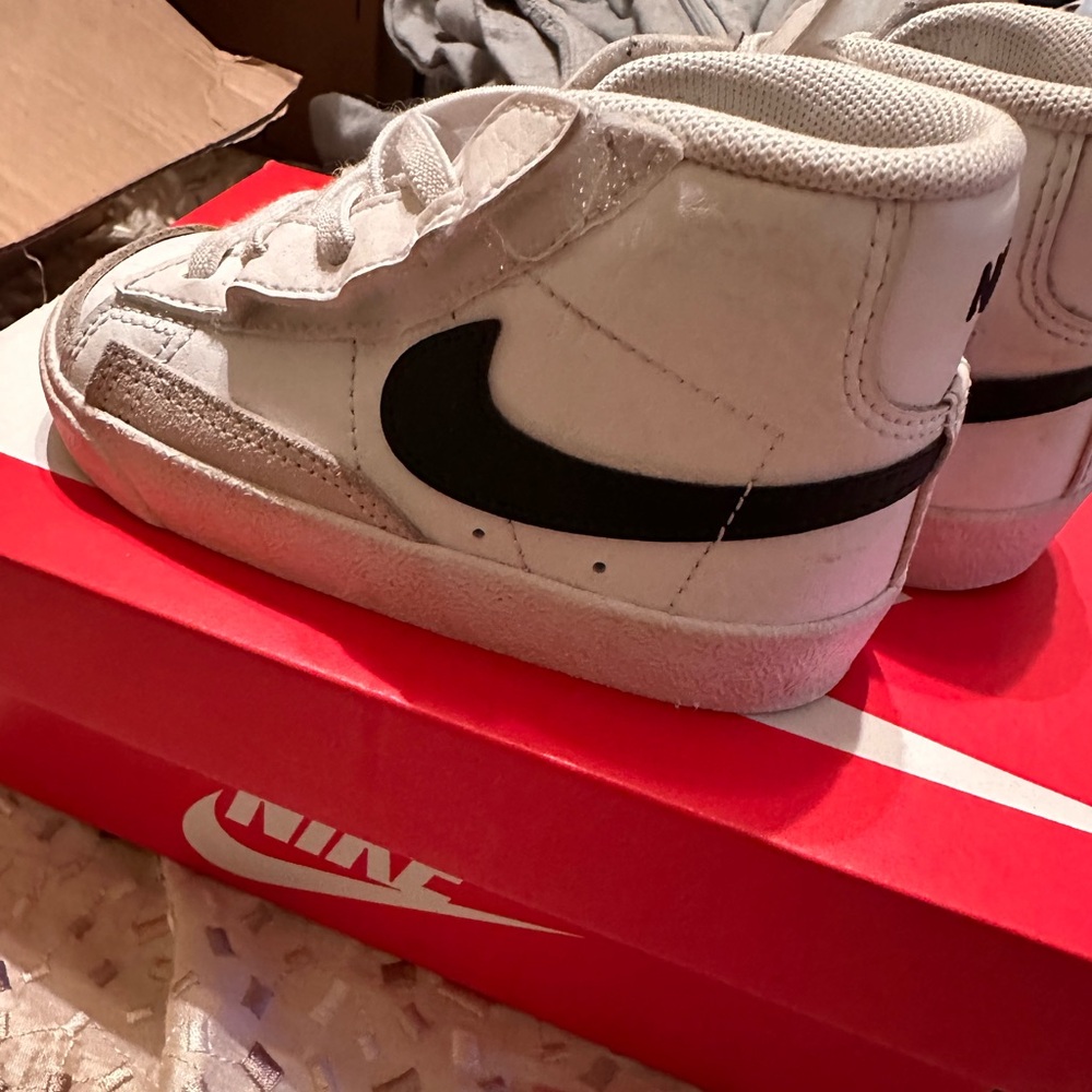 Nike blazer mid 77 VGUC 7c
